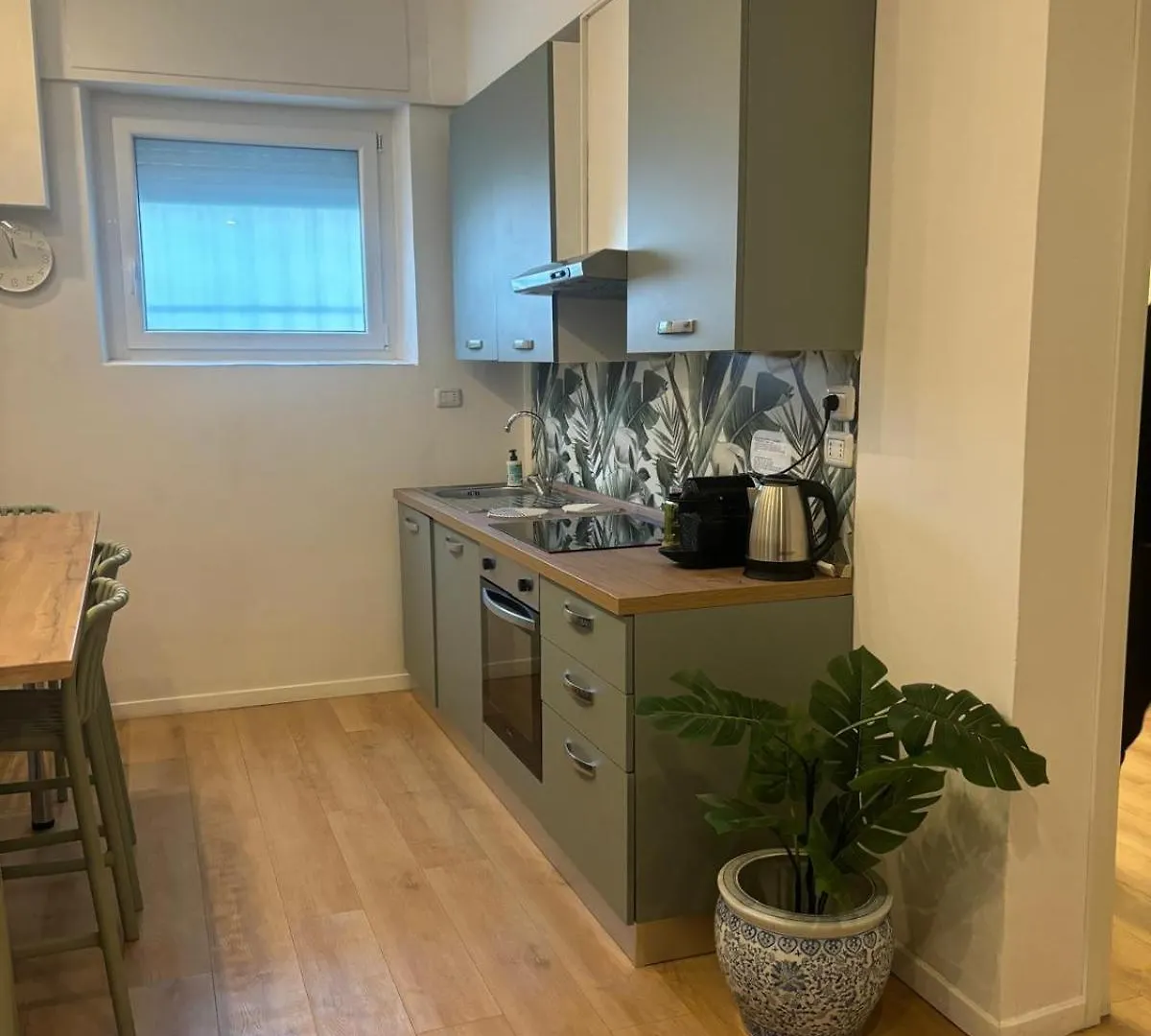Corso Francia Suite Ρώμη 0*,